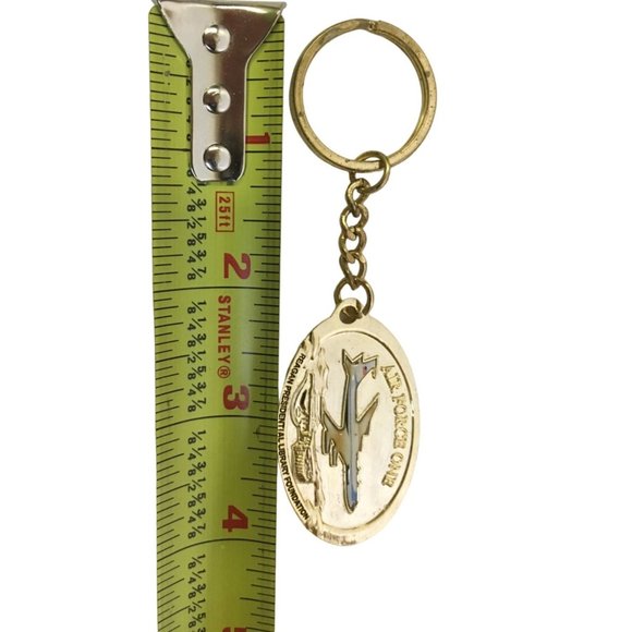 Air Force One Pavilion Grand Opening October 24, 2005 Key Chain/Key Ring - Picture 2 of 6